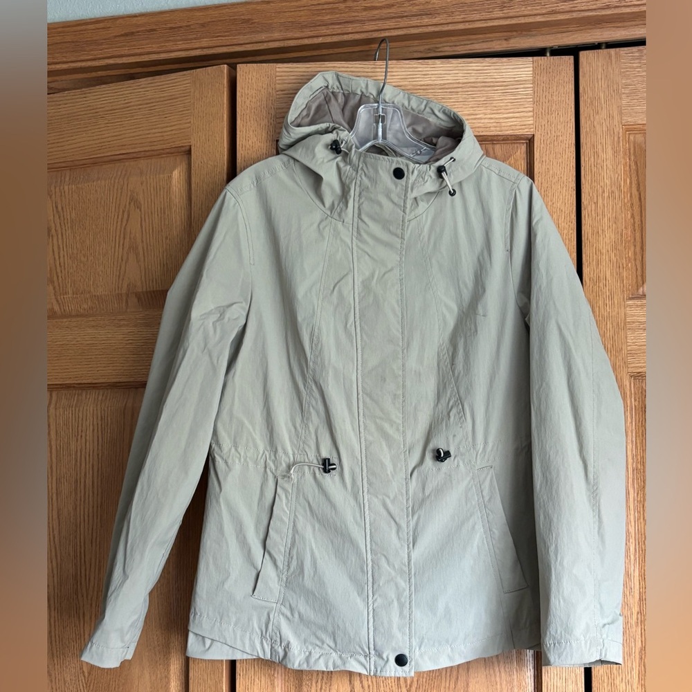Alpine Women's Light Tan Utility Jacket Rain Coat size S Mild weather resistant